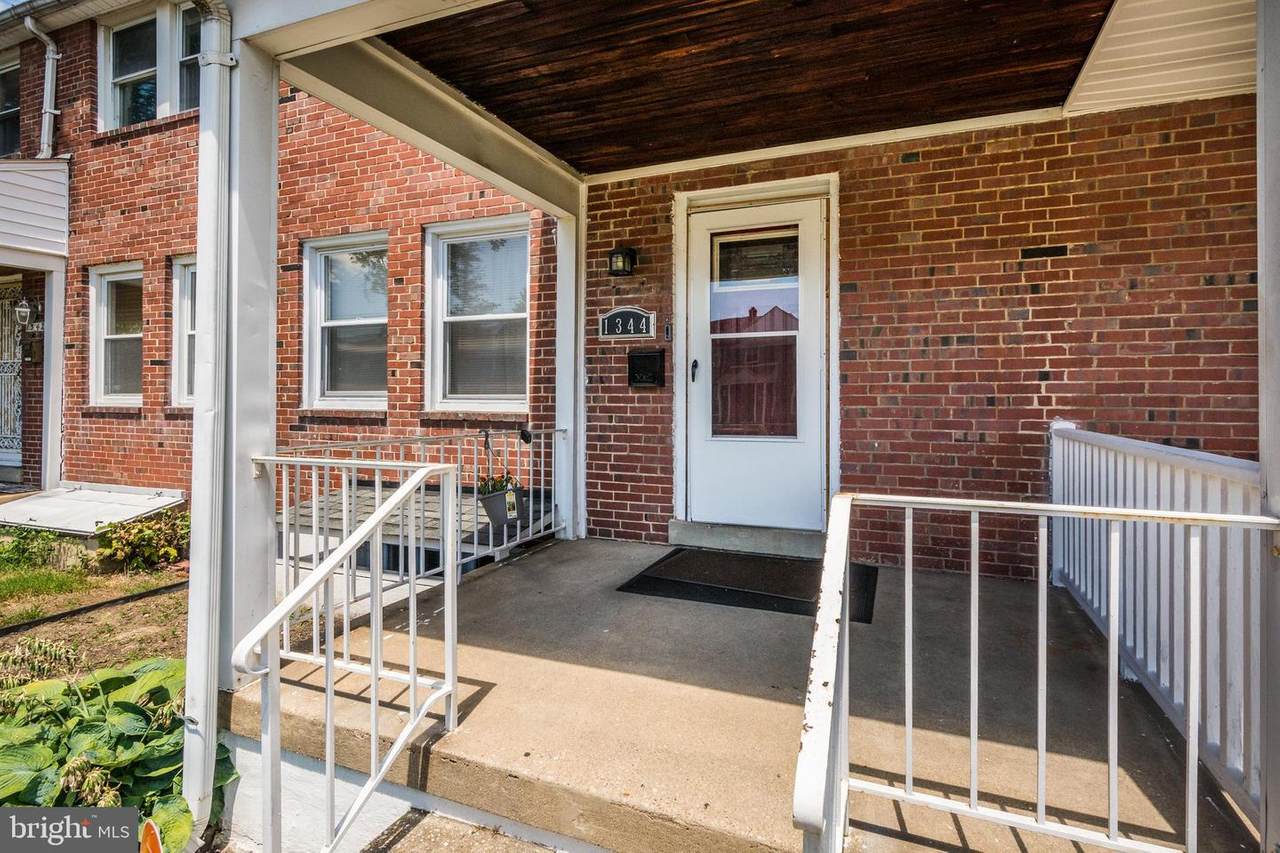 1344 Pentwood Road - Photo 1