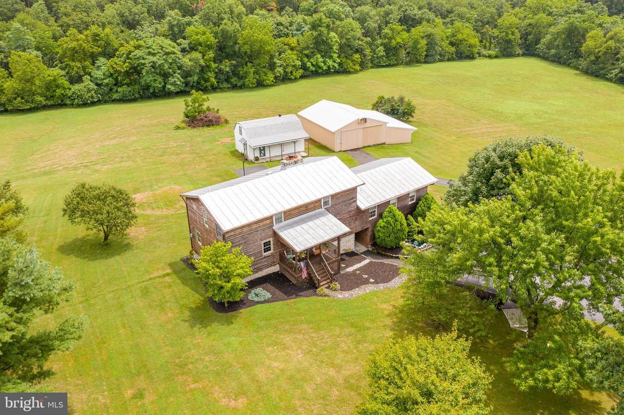 181 Country Lane - Photo 1