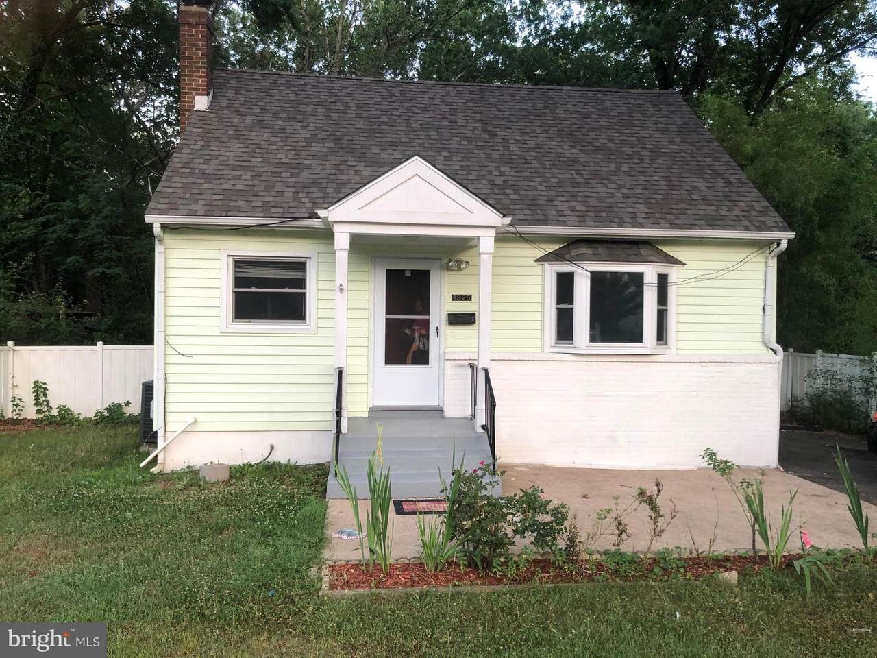 1325 Congress Street - Photo 1