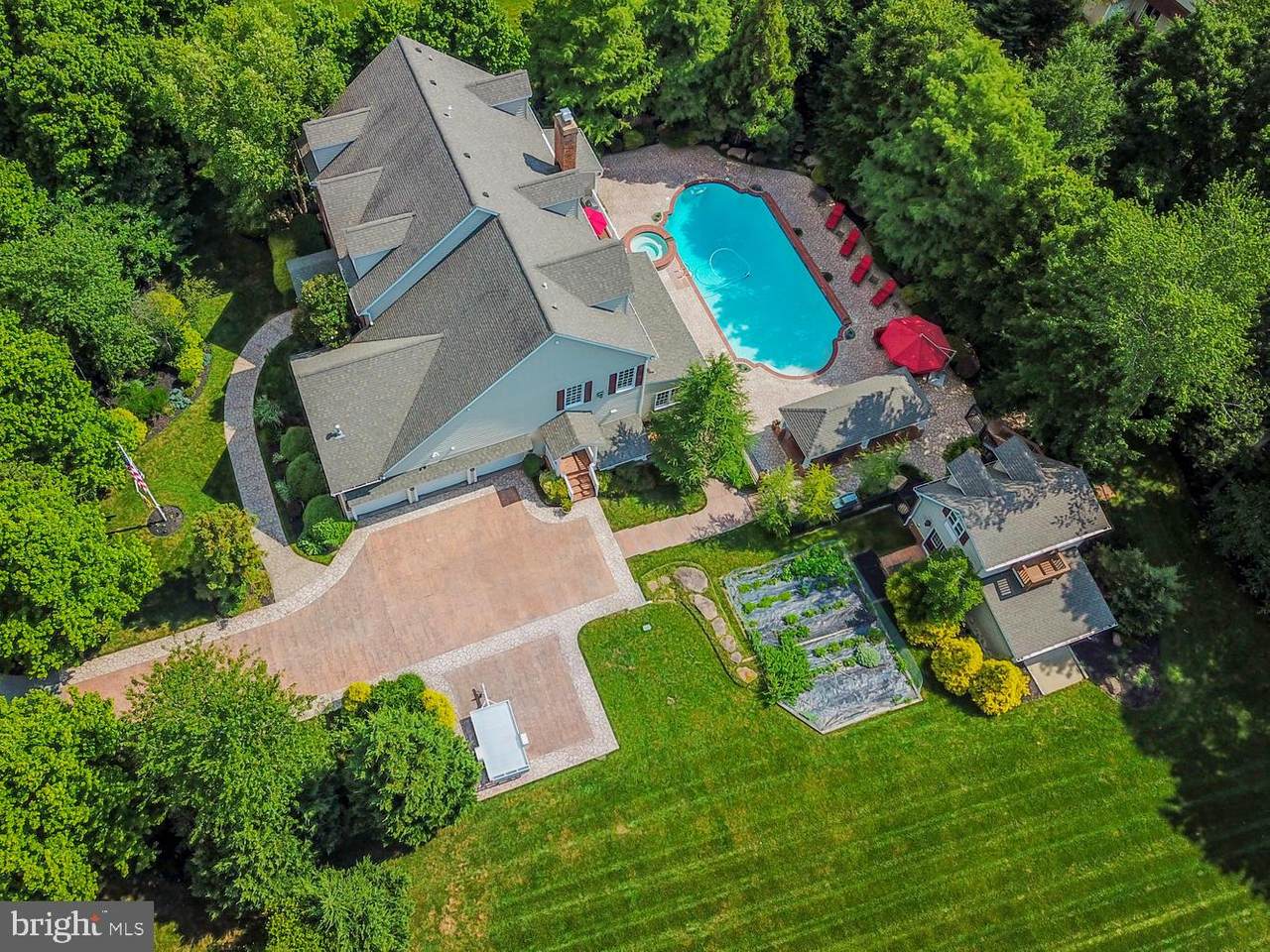 11 Walters Way - Photo 1
