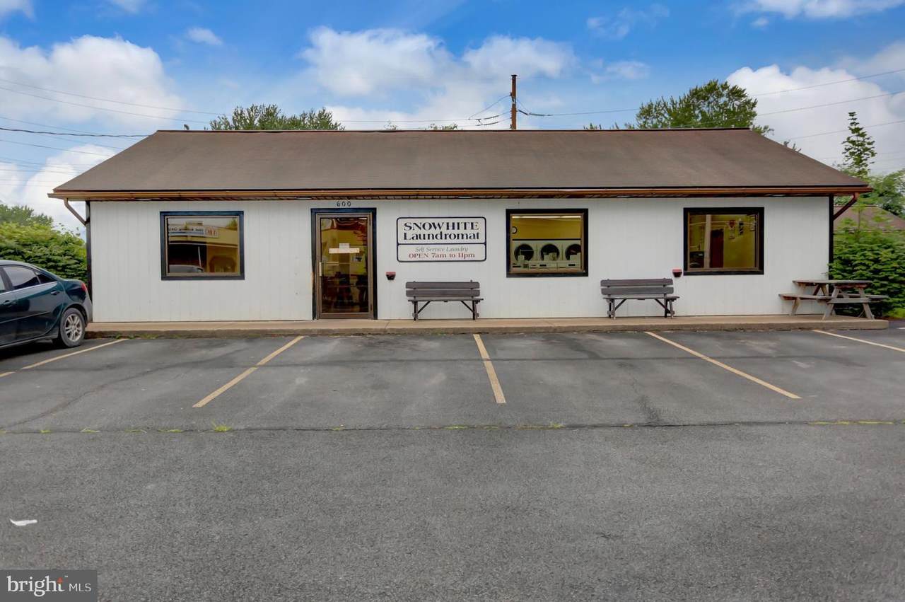 600 Front Street - Photo 1