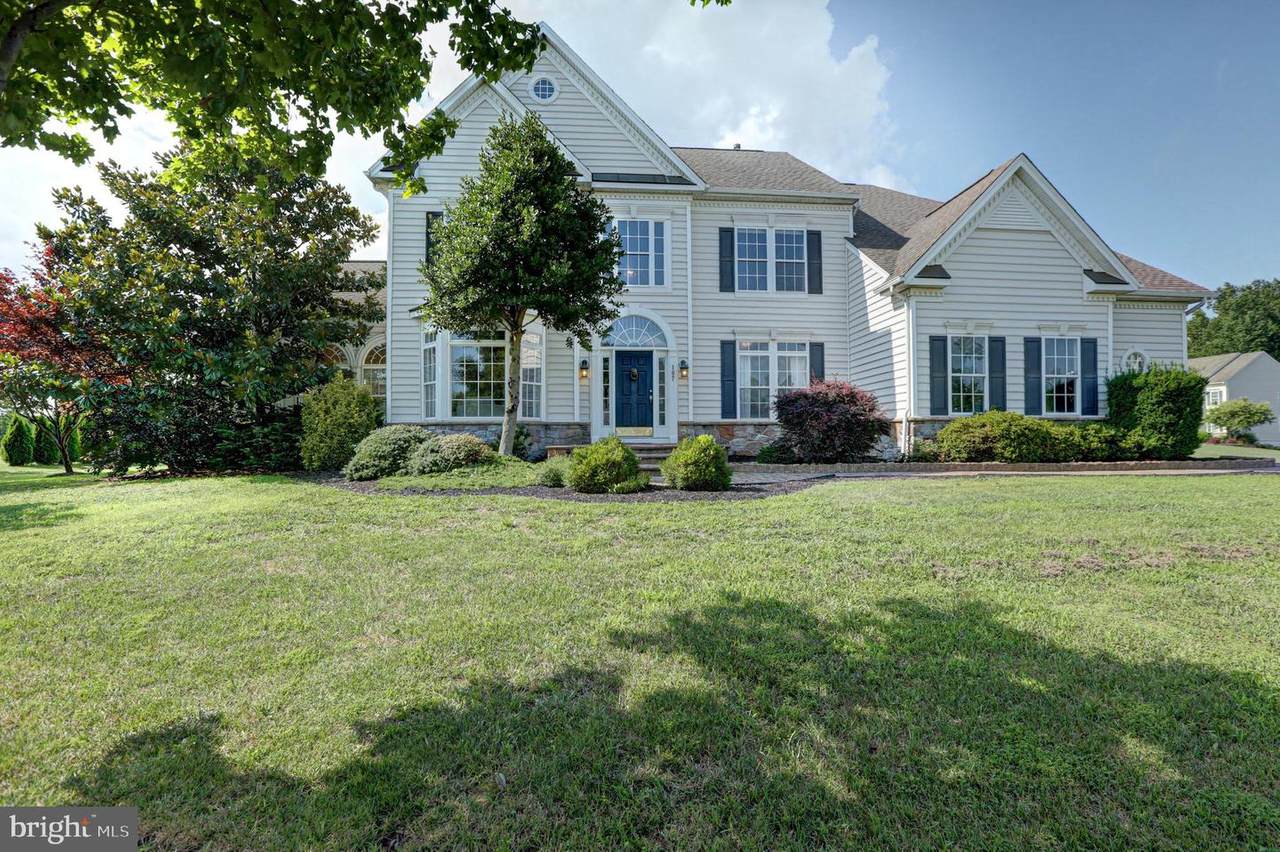 107 Brooks Drive - Photo 1