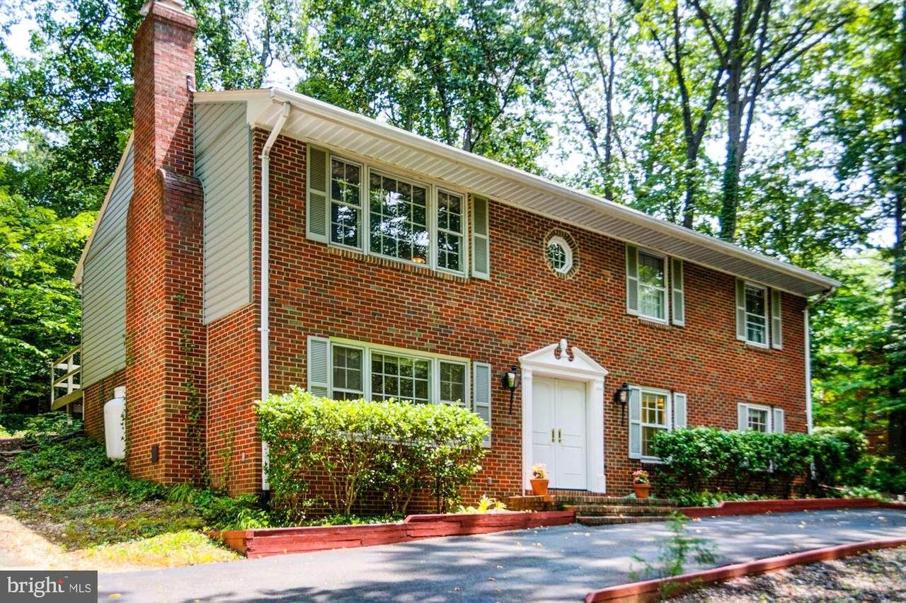 1008 Spain Drive - Photo 1