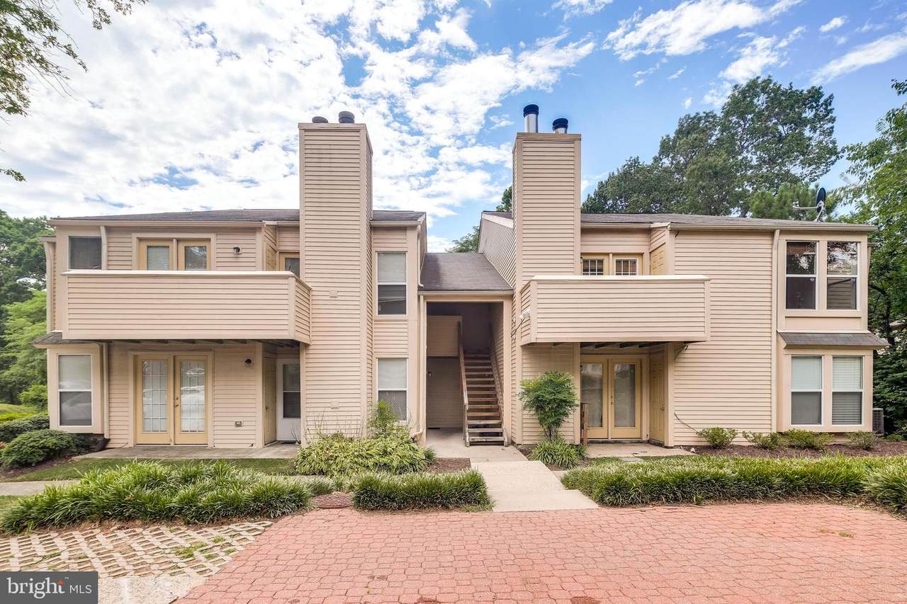3933 Greencastle Road - Photo 1