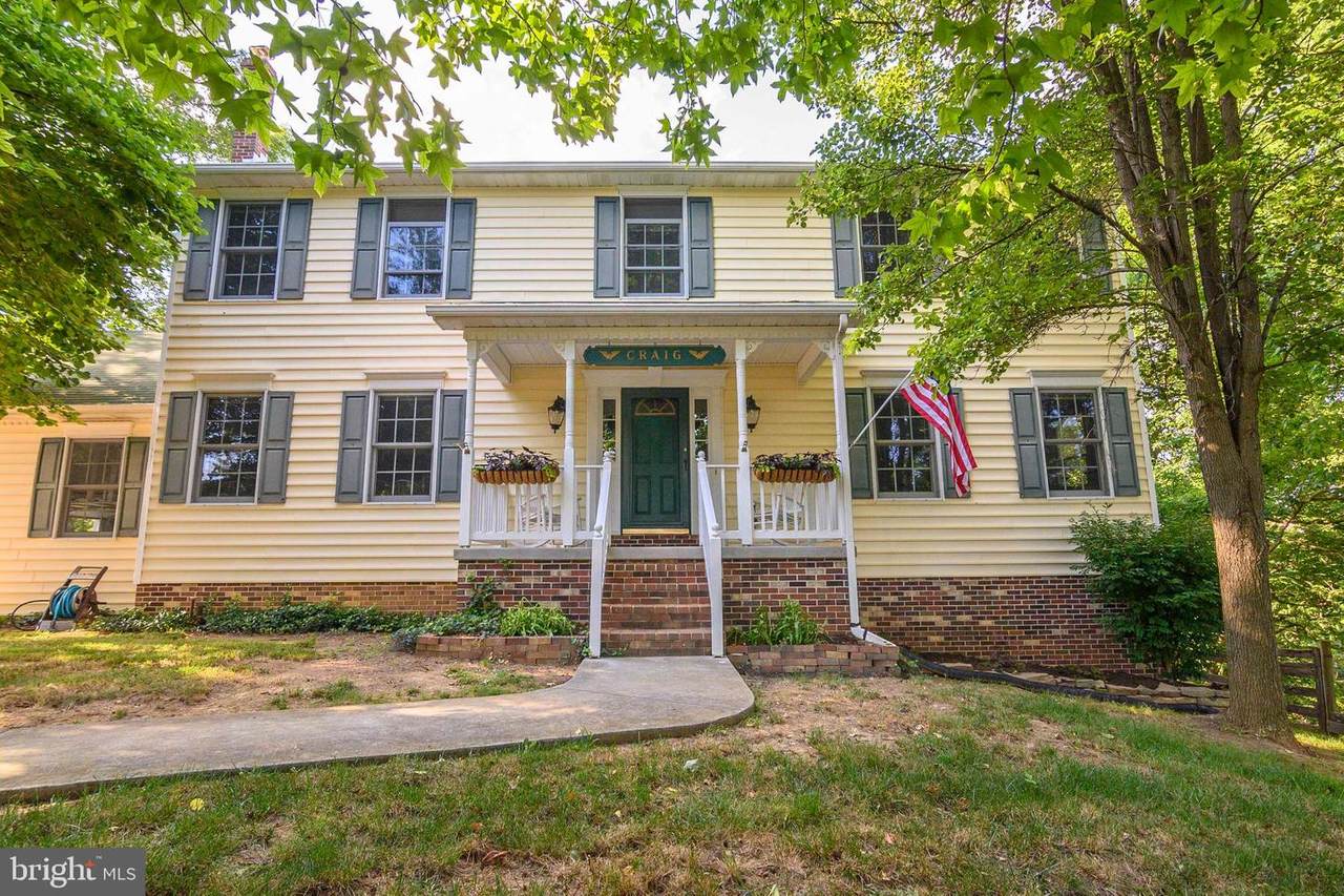 152 Windsor Court - Photo 1