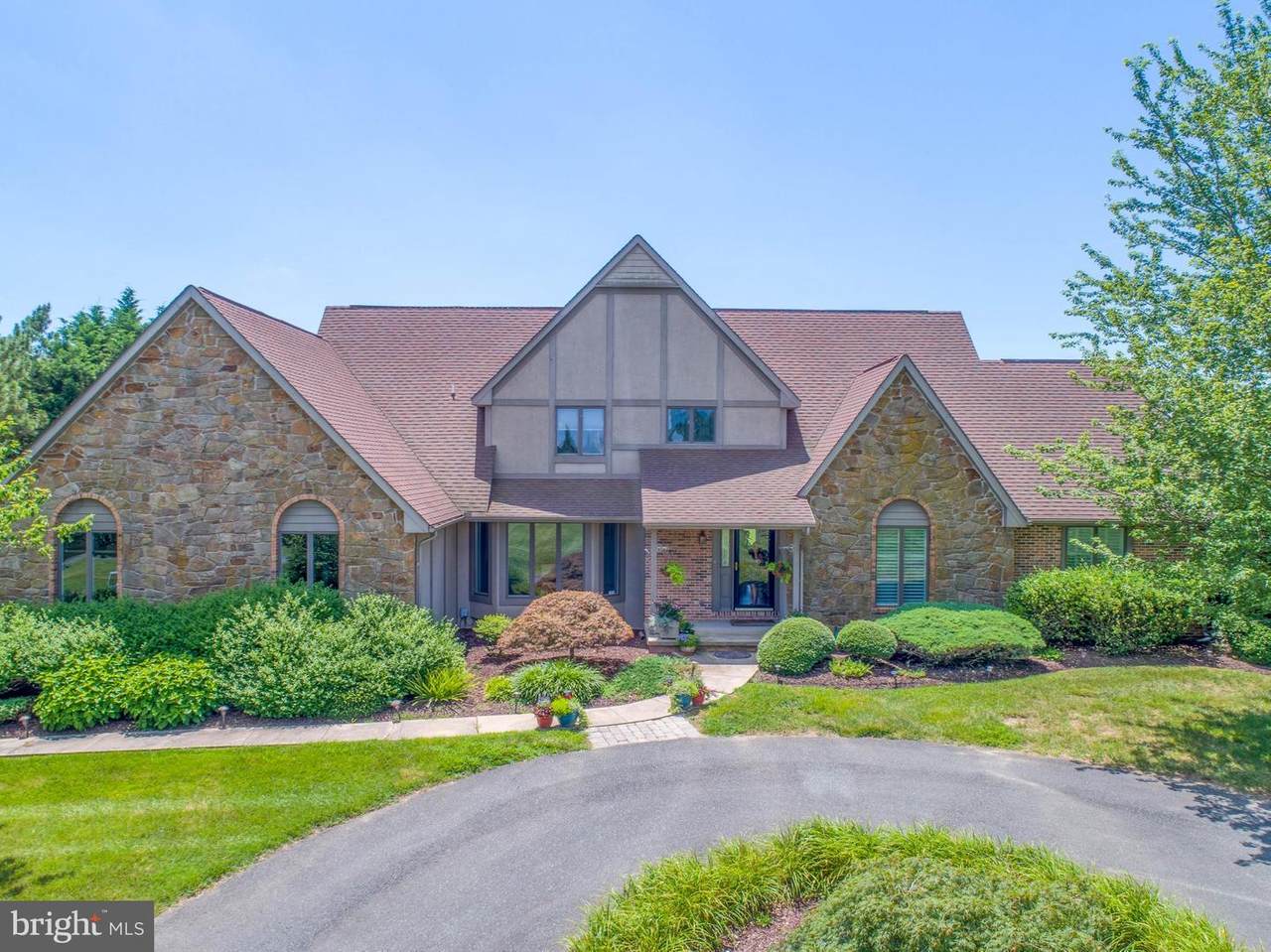 87 Meadows Road - Photo 1