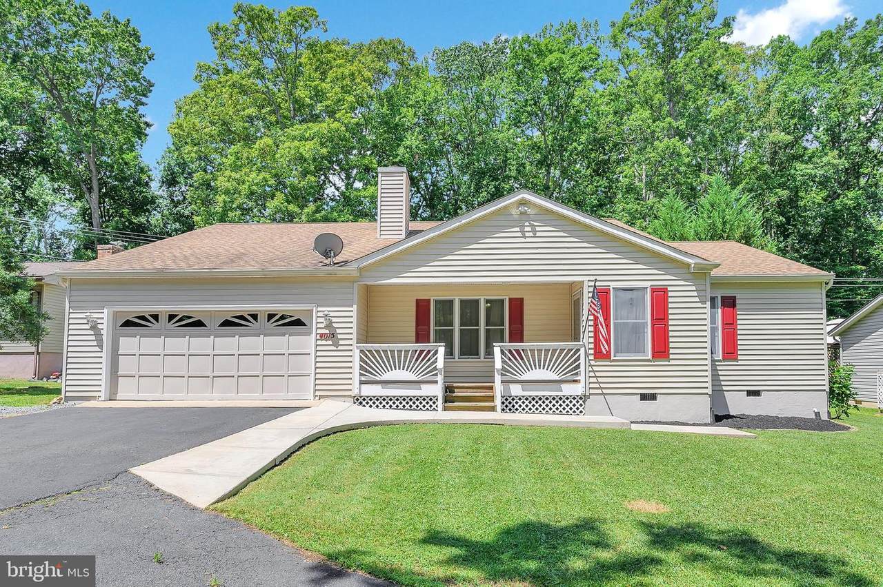 4015 Lakeview Parkway - Photo 1