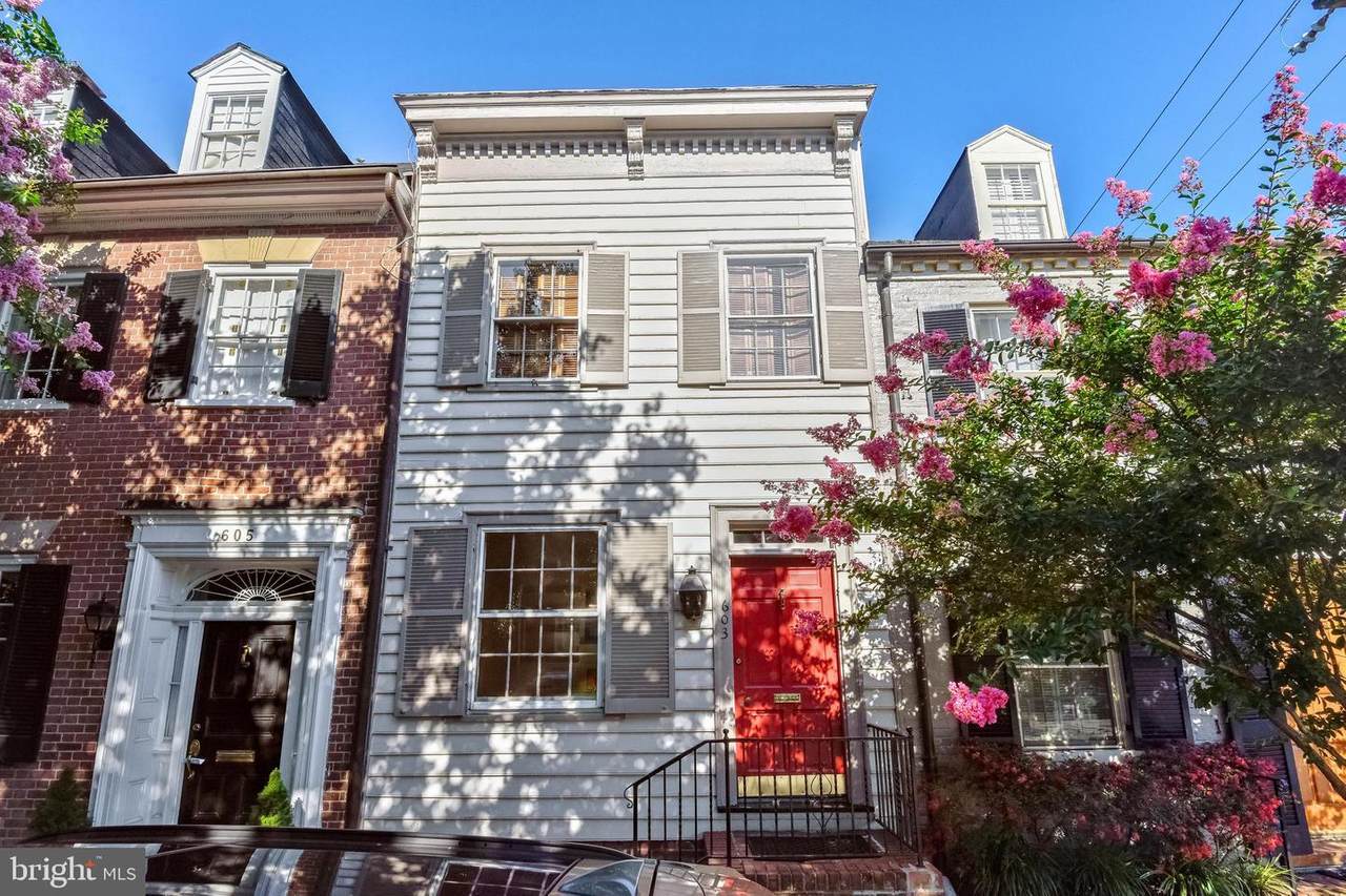 603 Lee Street - Photo 1
