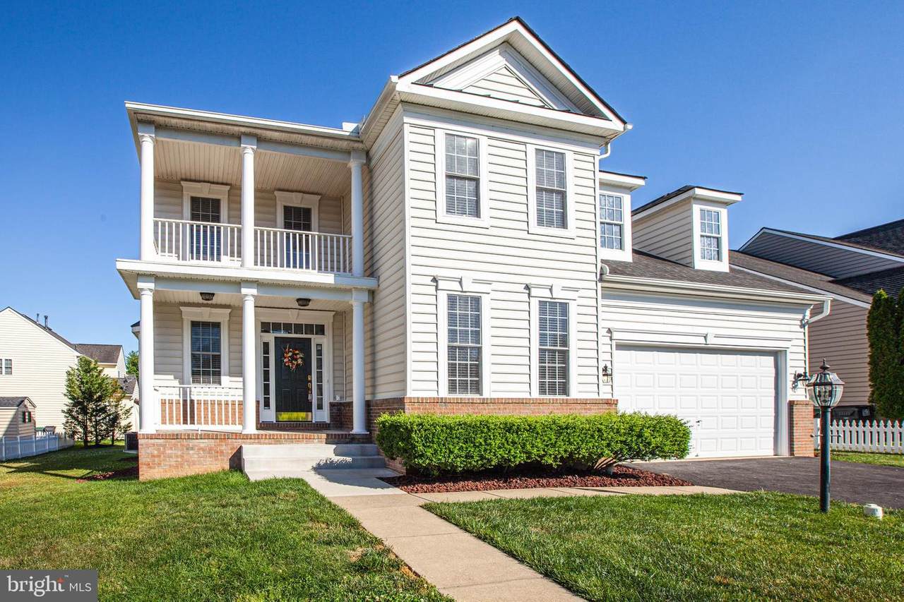 8 Pickett Lane - Photo 1