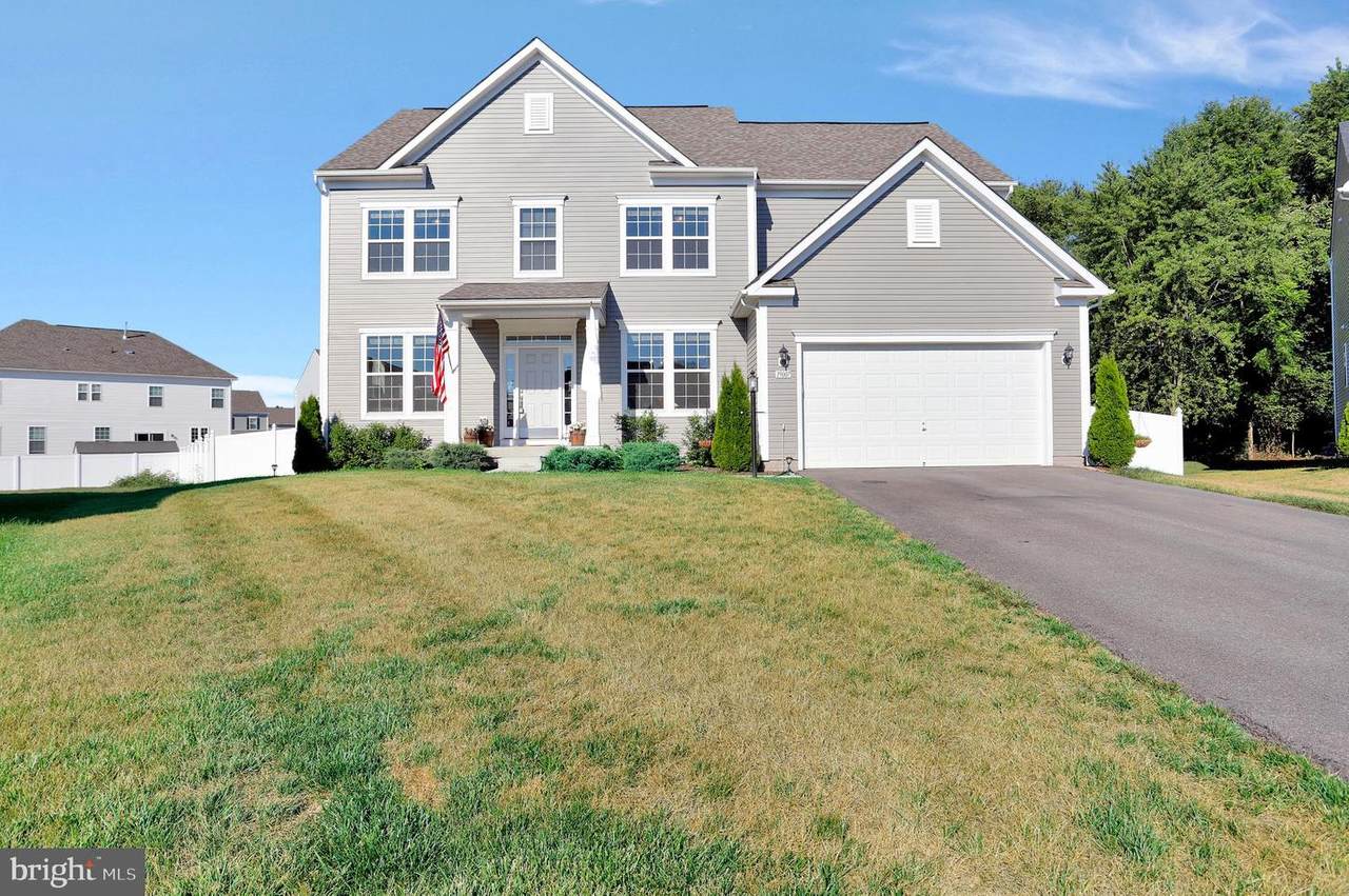 19007 Mount Maple Court - Photo 1