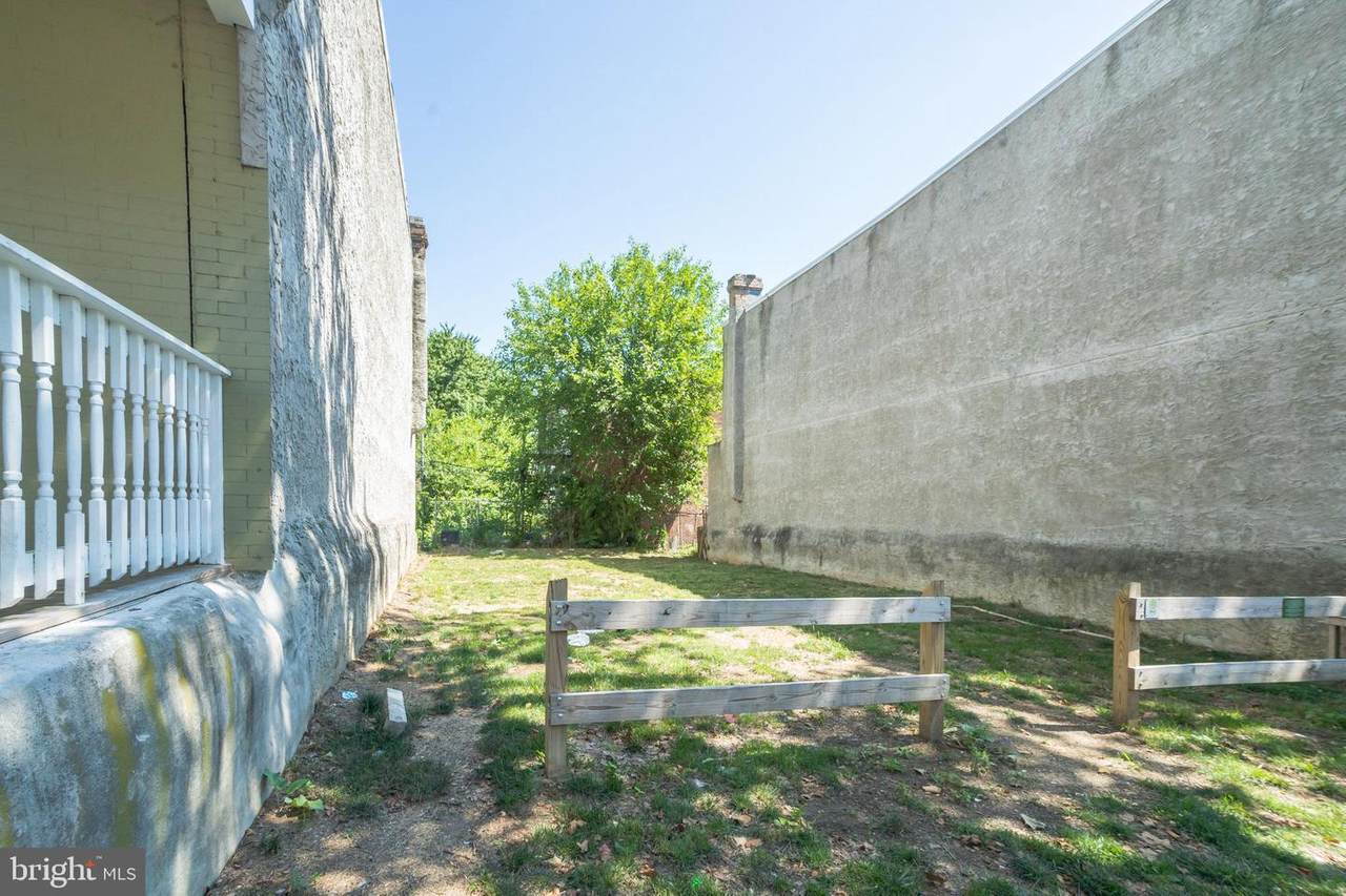 5113 Arch Street - Photo 1