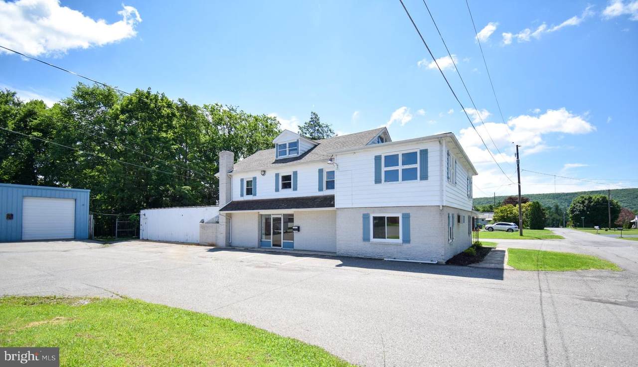 1011 Hunter Street - Photo 1