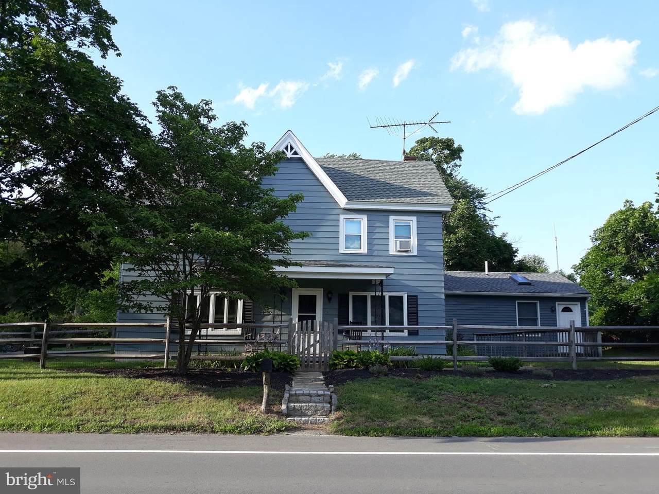 18 Pemberton Road - Photo 1