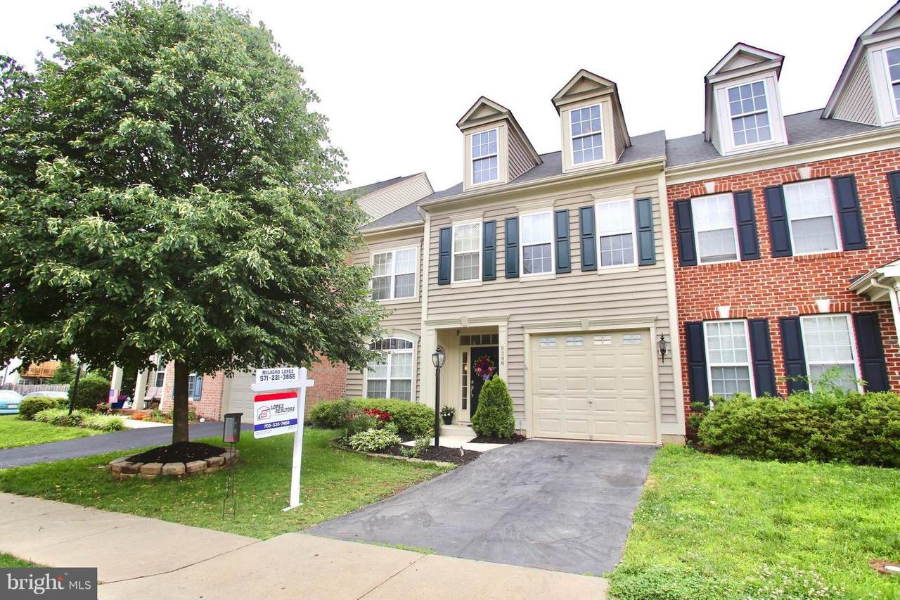9206 Cascade Falls Drive - Photo 1