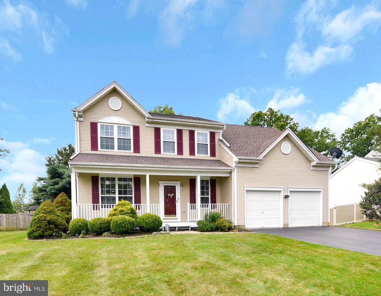8 Oakmont Terrace - Photo 1