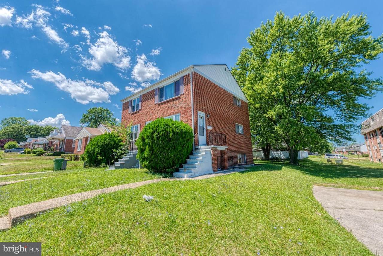 7026 Hamlet Avenue - Photo 1