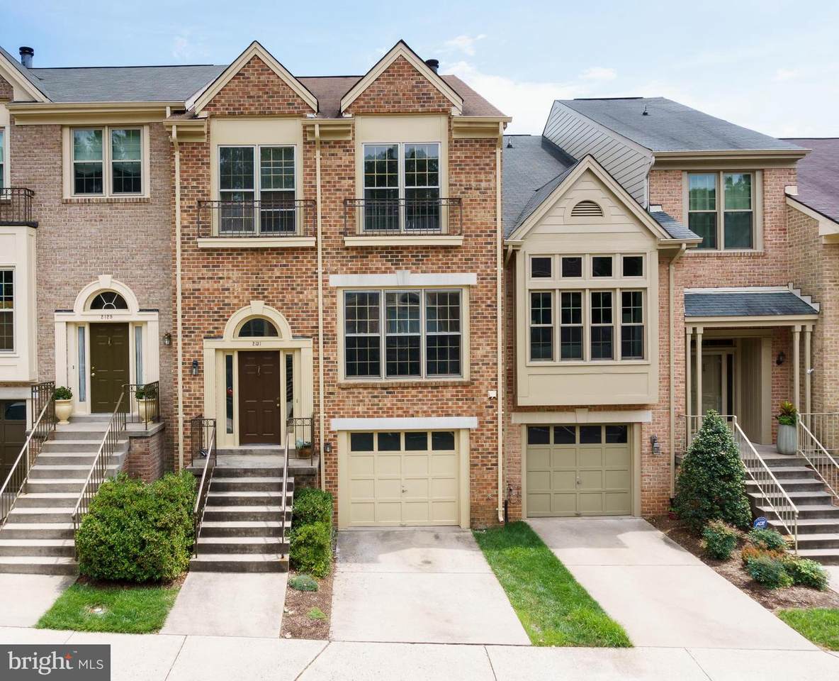2131 Kings Garden Way - Photo 1