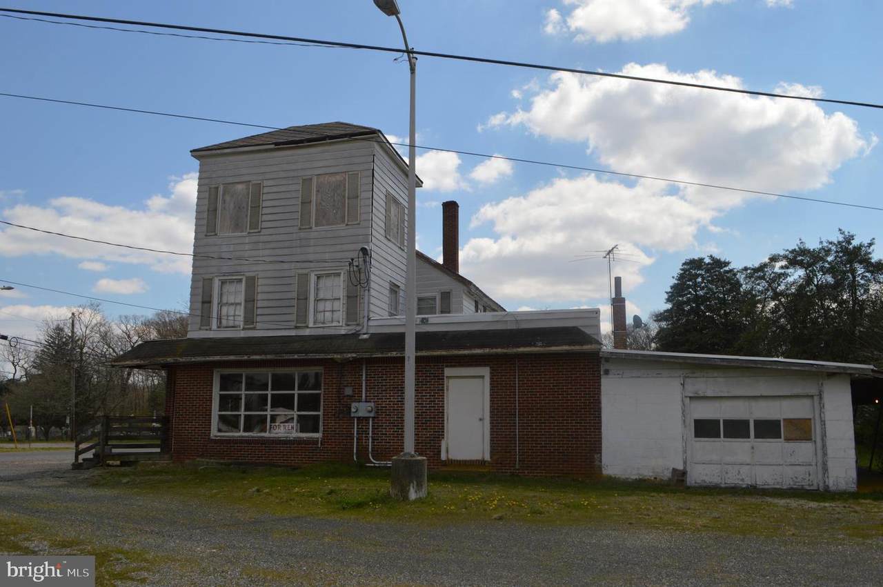 900 Aura Road - Photo 1