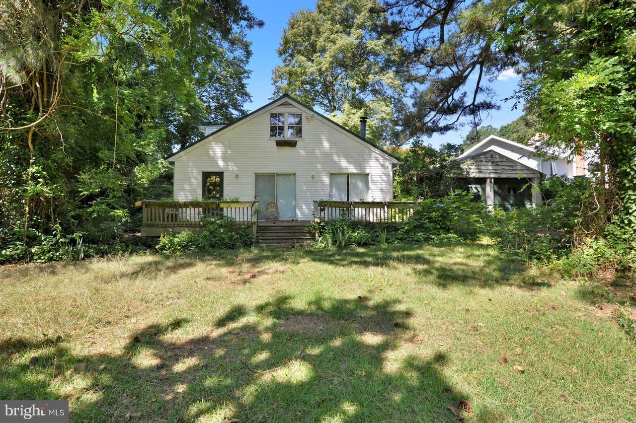 21 Shore Drive - Photo 1