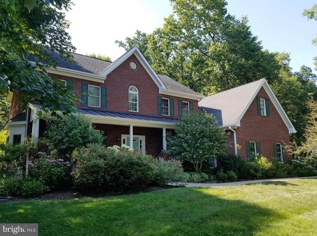 21 Tamarac Drive - Photo 1