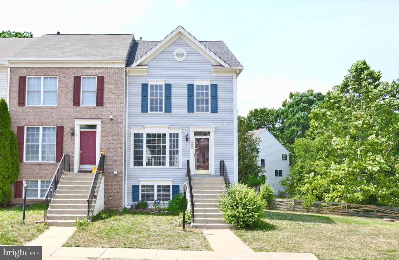 8800 Howland Place - Photo 1