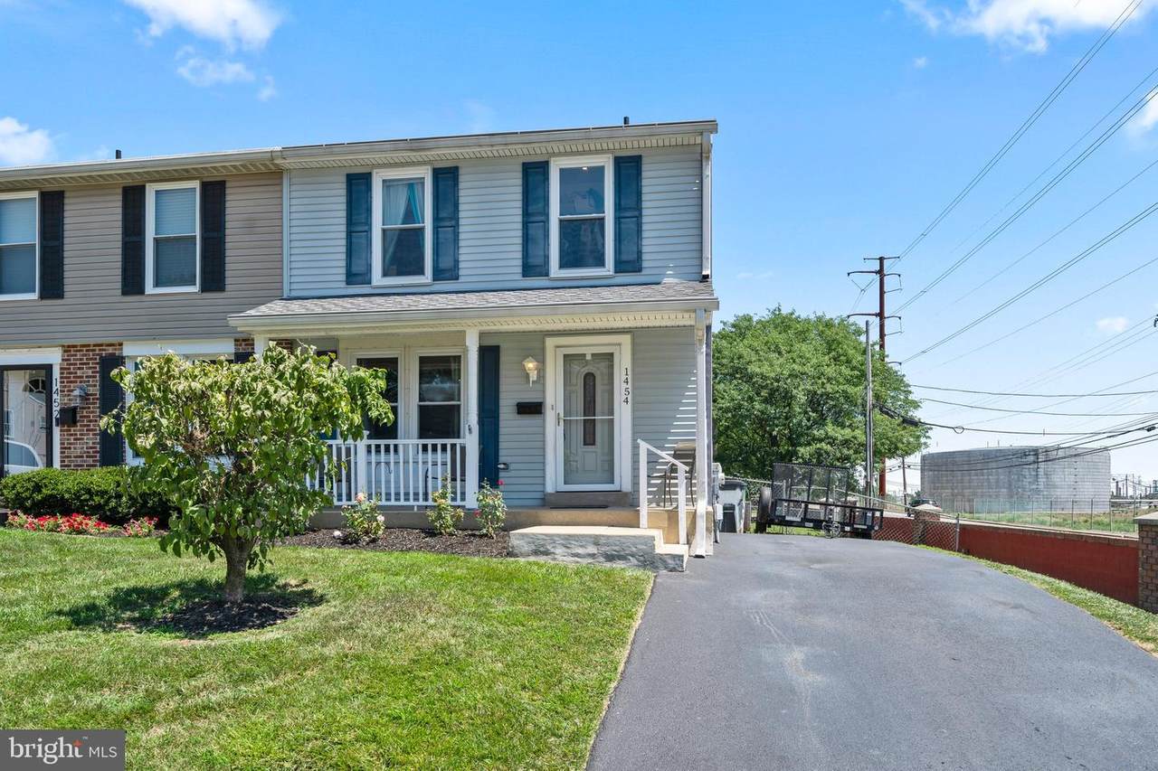 1454 Tallylyn Avenue - Photo 1