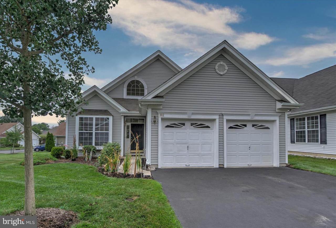 102 Honeyflower Drive - Photo 1