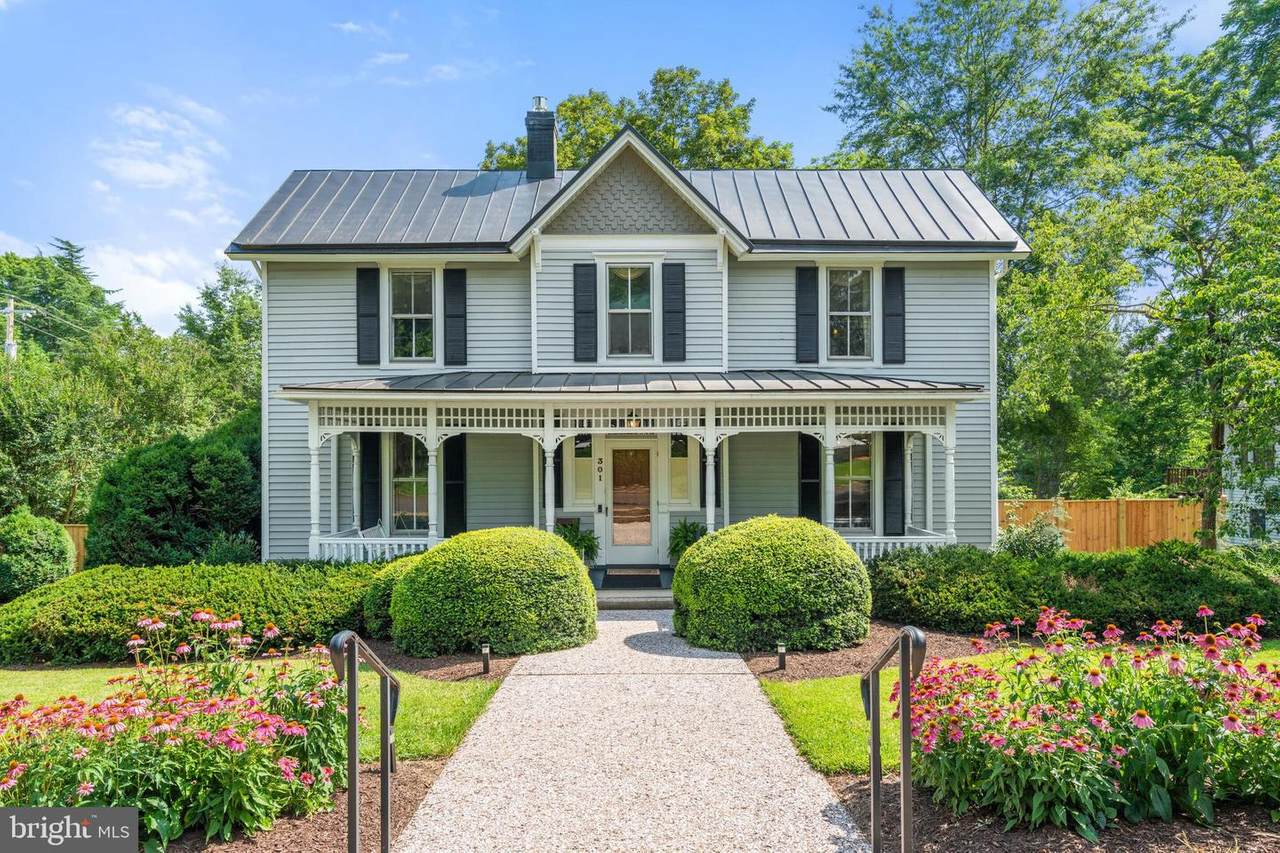 301 Asher Street - Photo 1