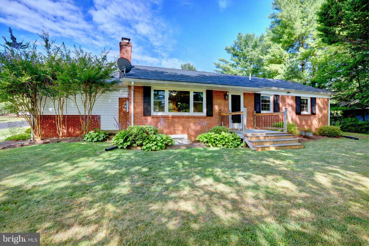 1 Hampton Road - Photo 1