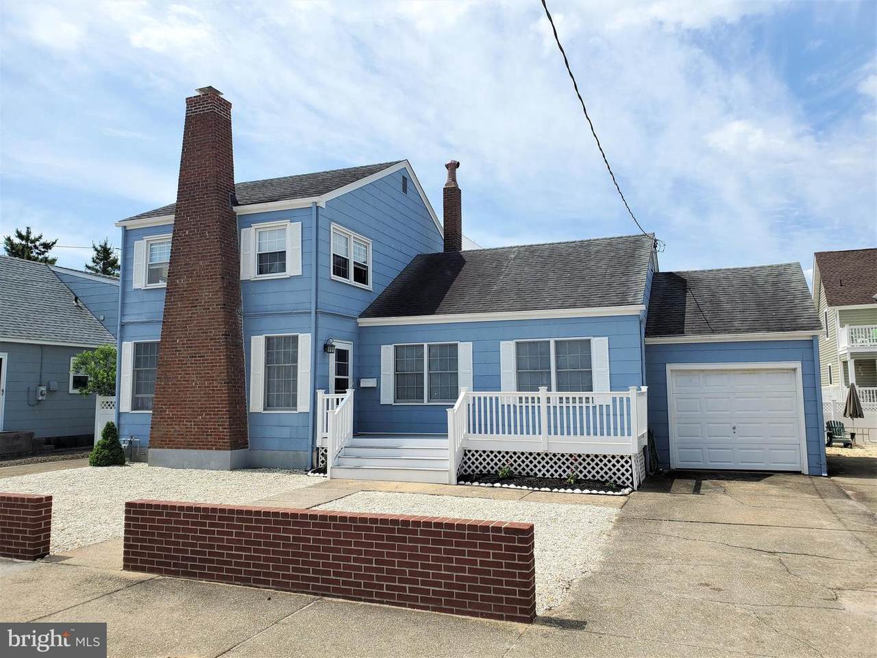 28 38TH - Photo 1