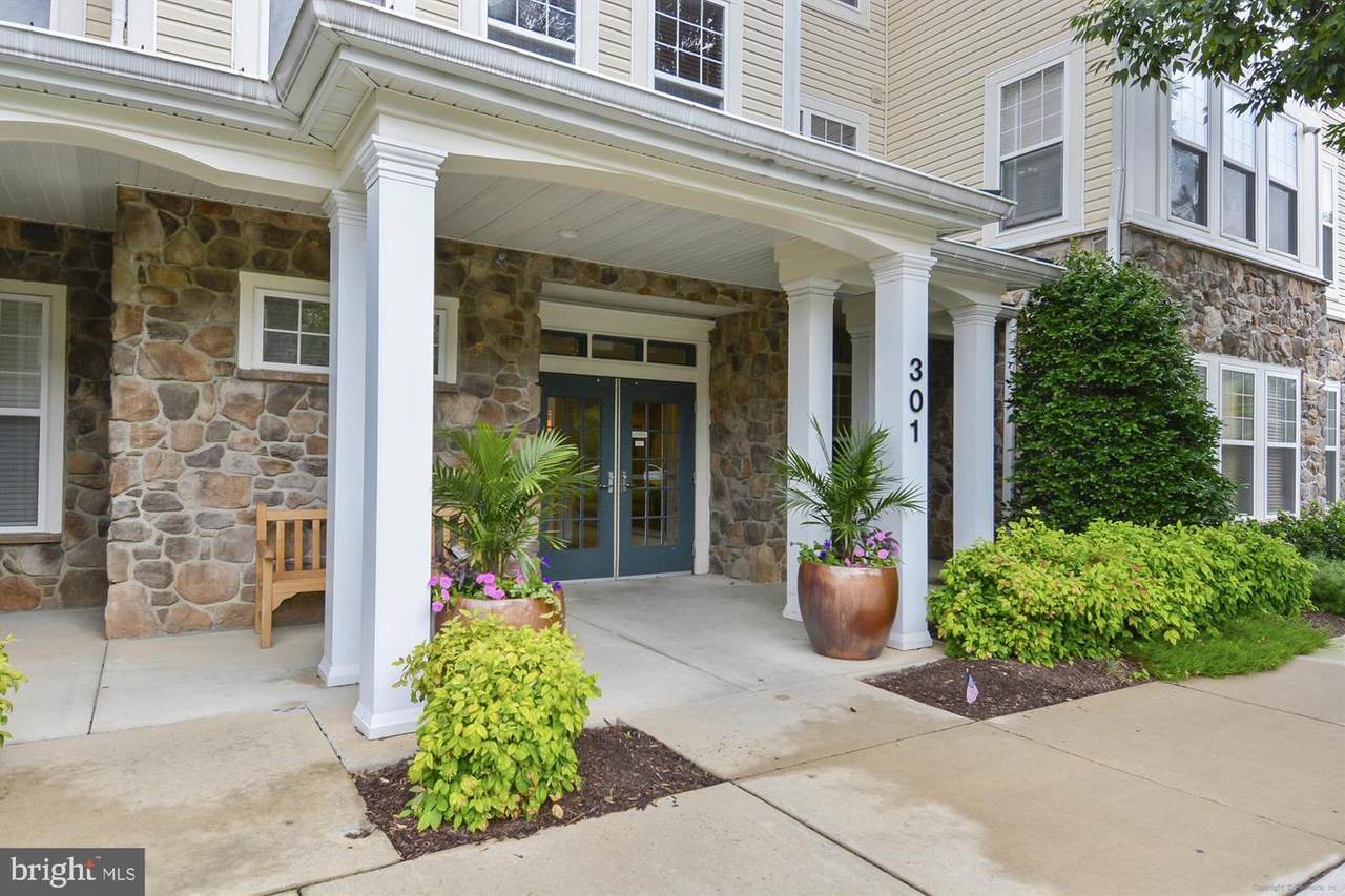 301 High Gables Drive - Photo 1