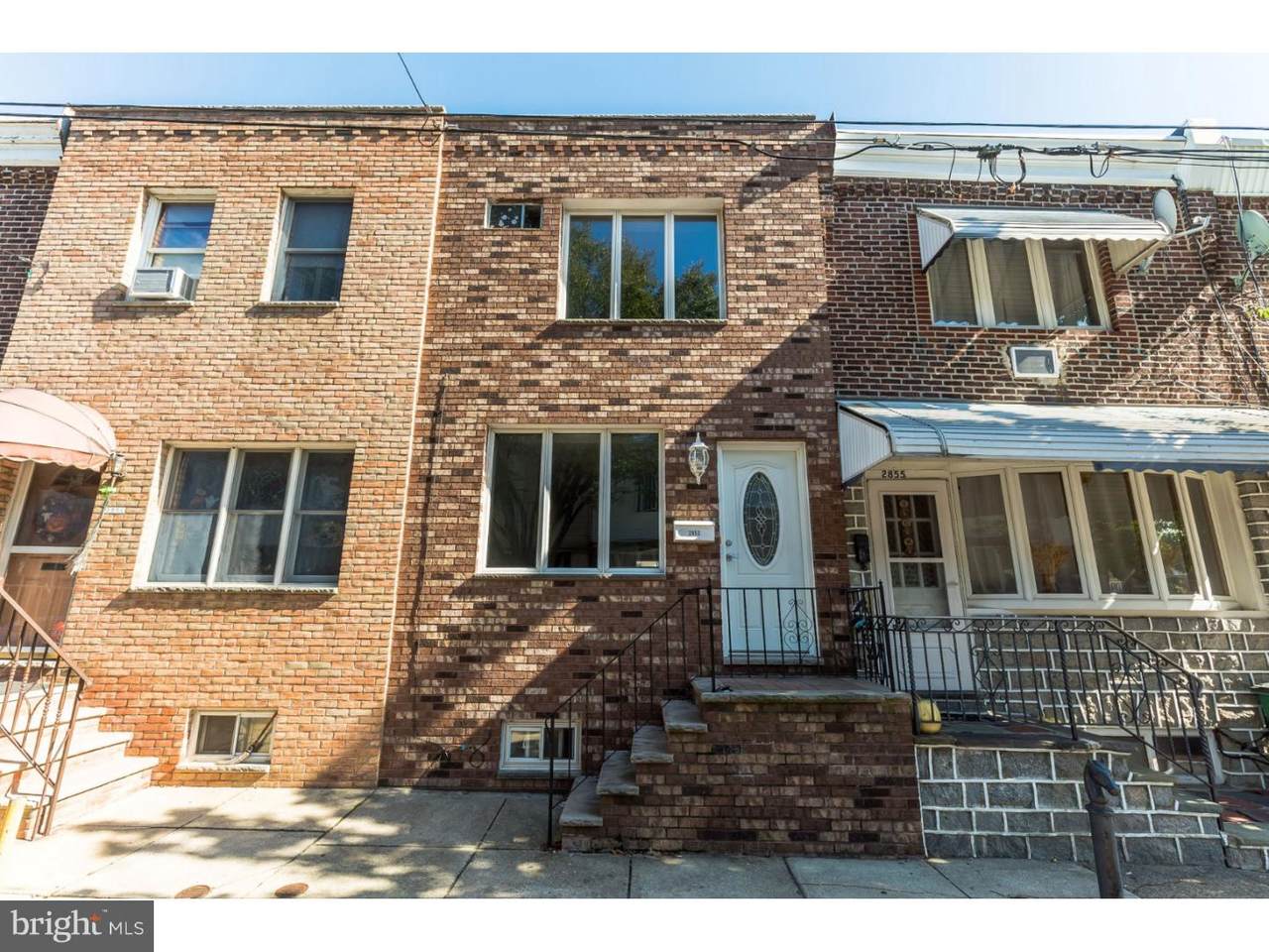 2853 Sydenham Street - Photo 1