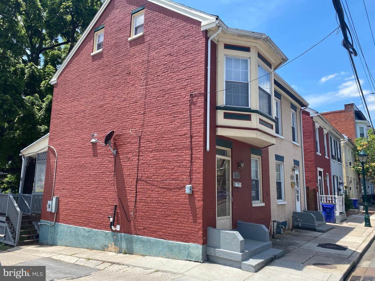 215 Franklin Street - Photo 1
