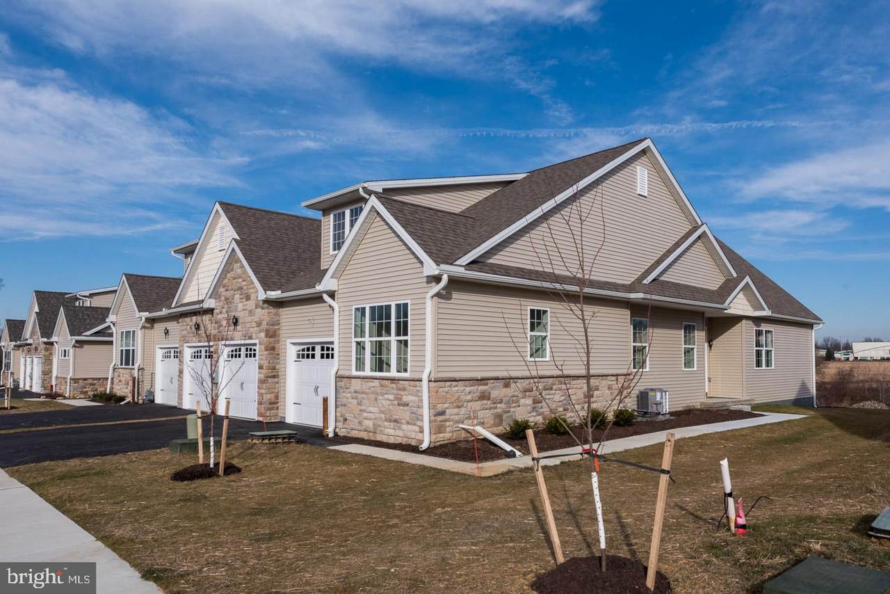 127 Rose View Drive - Photo 1
