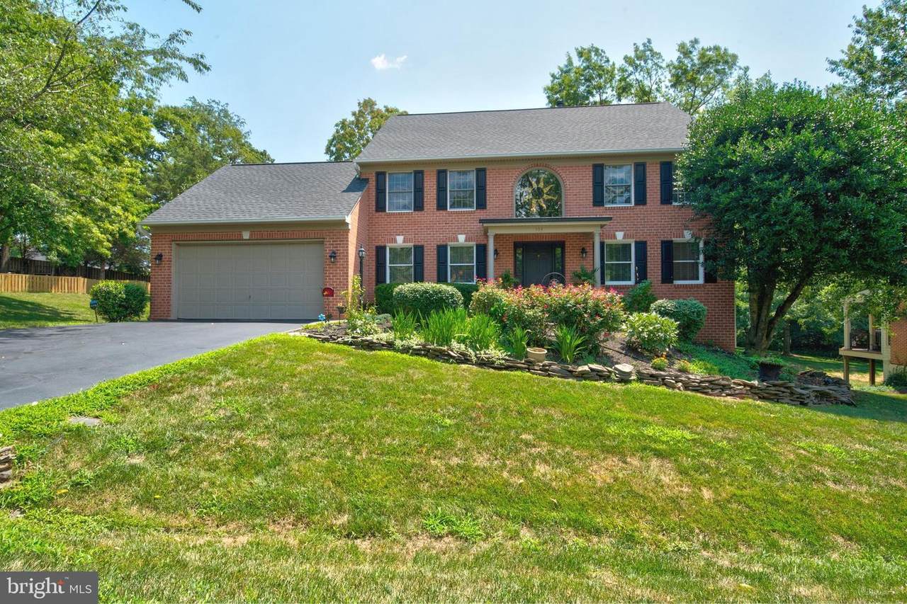 504 Beauregard Drive - Photo 1