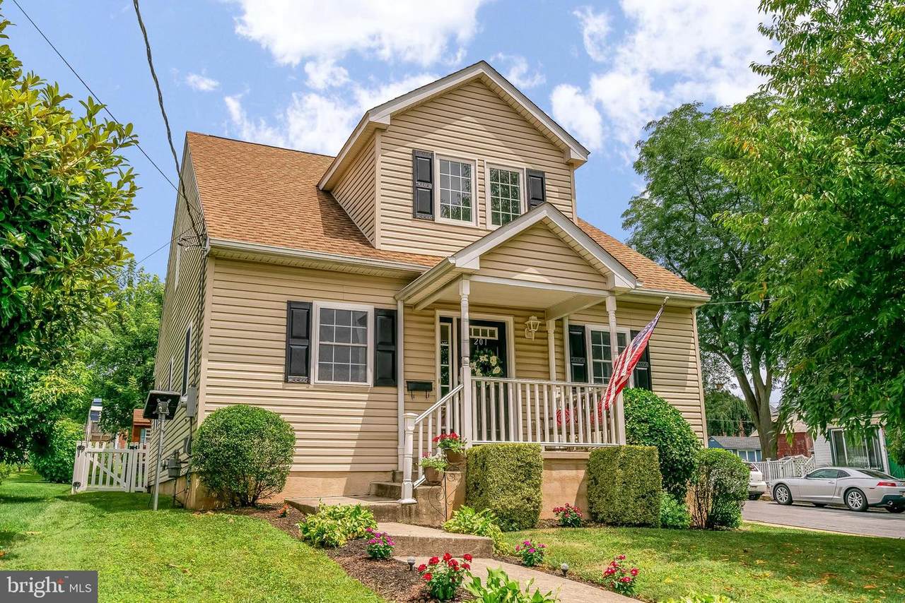201 Cherry Street - Photo 1