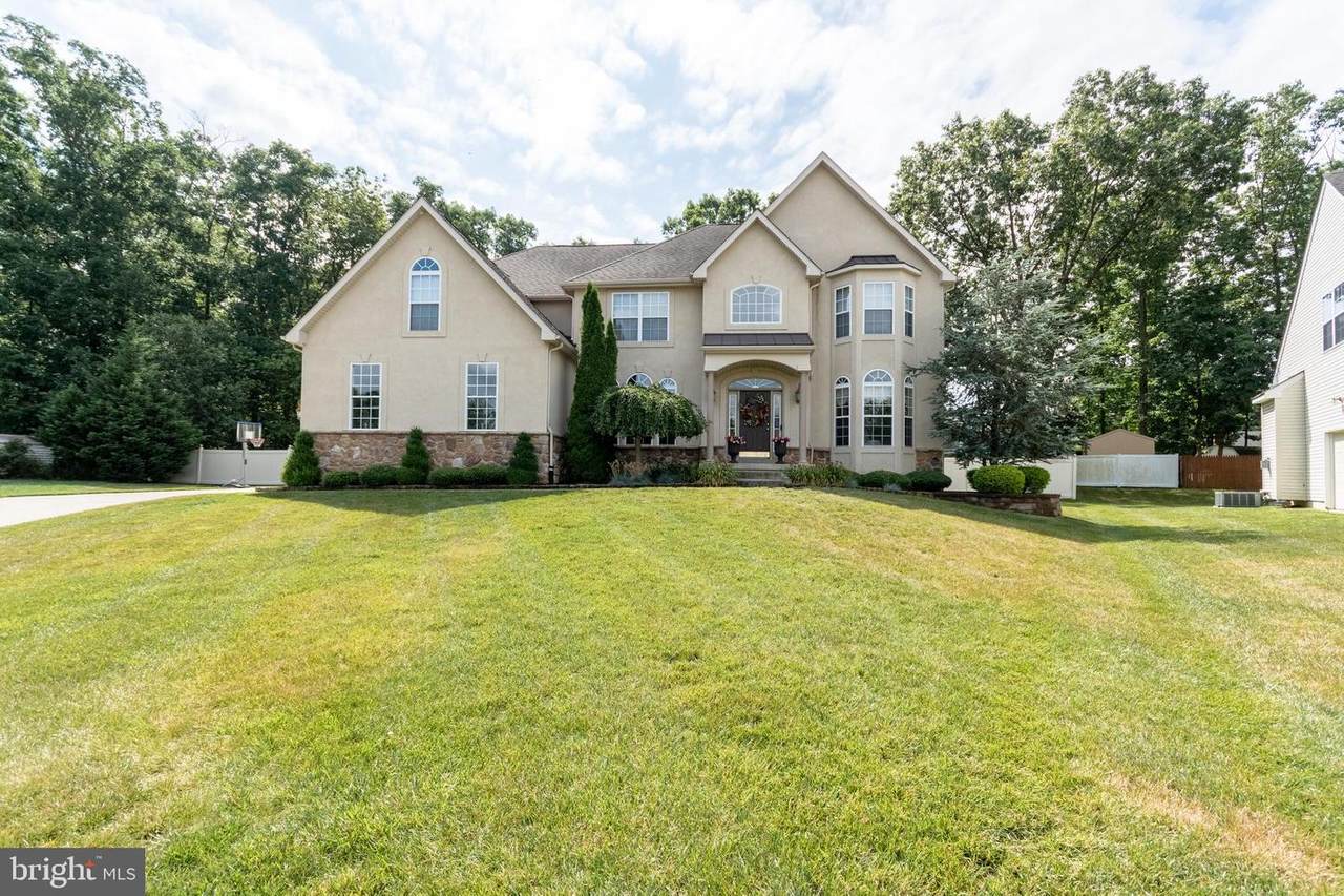 1148 Monet Court - Photo 1