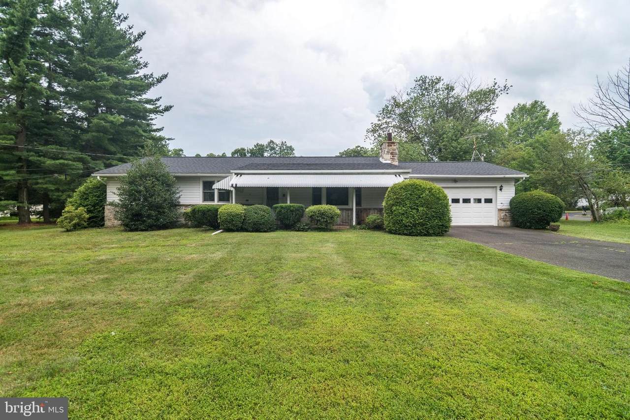 512 Cowpath Road - Photo 1