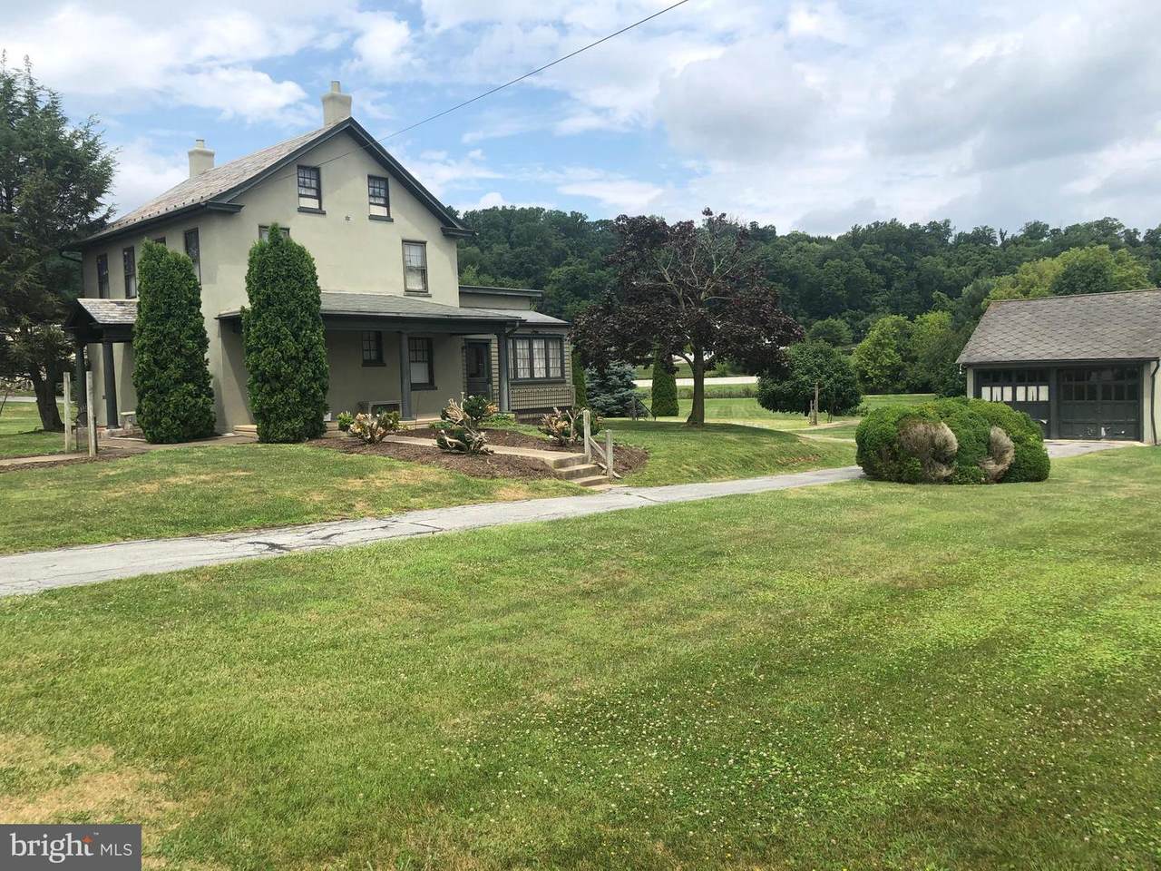 2435 Marietta Avenue - Photo 1