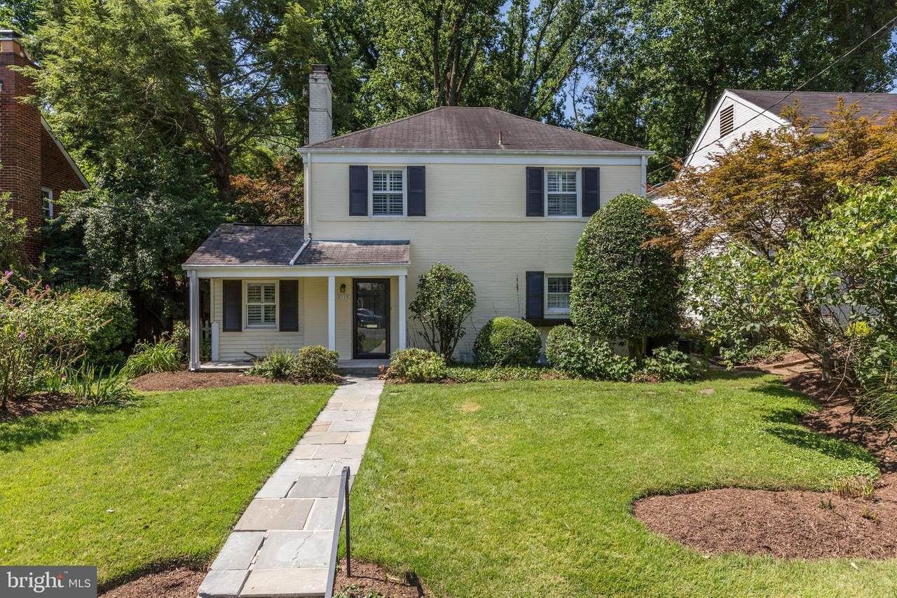 5712 Huntington Parkway - Photo 1