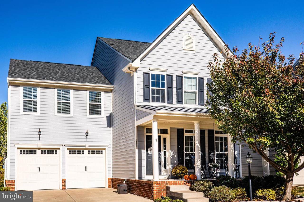 1007 Wright Court - Photo 1