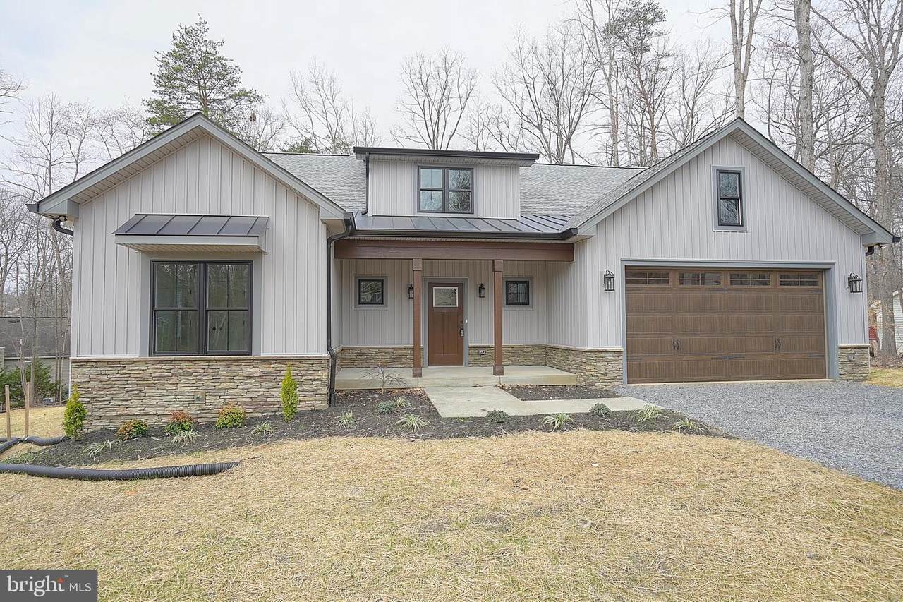 318 Liberty Boulevard - Photo 1