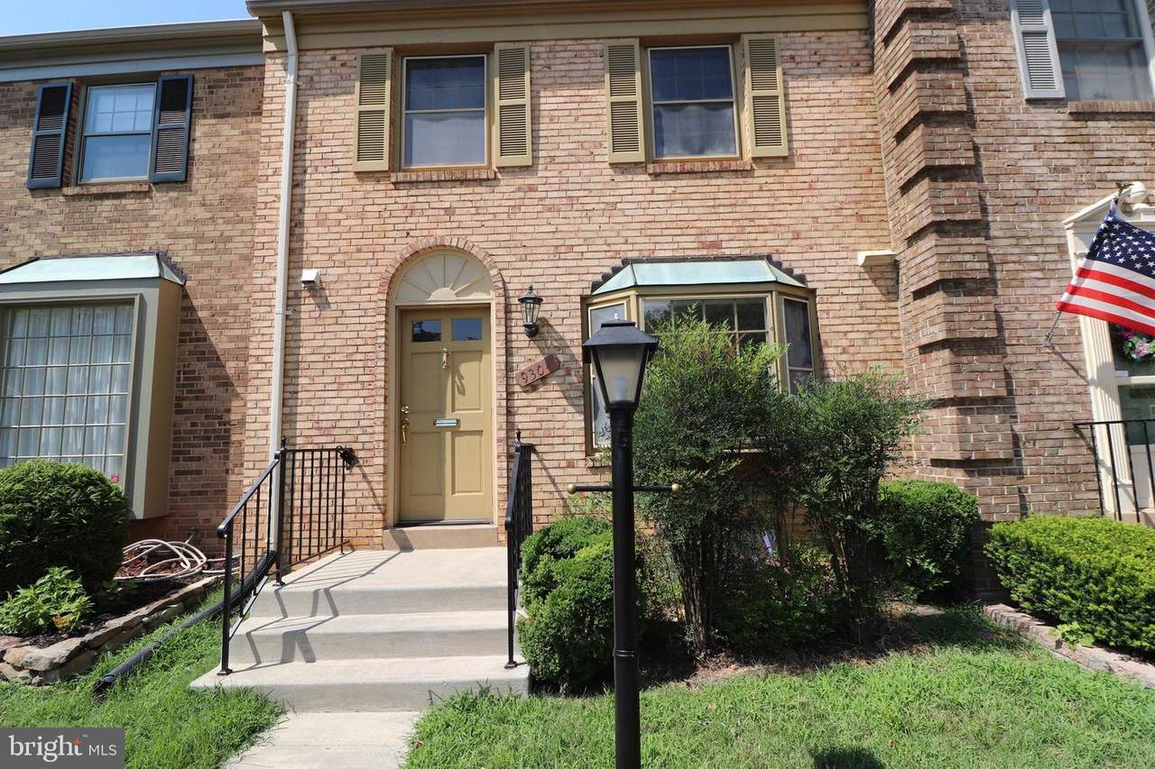 9304 Clanbrook Court - Photo 1