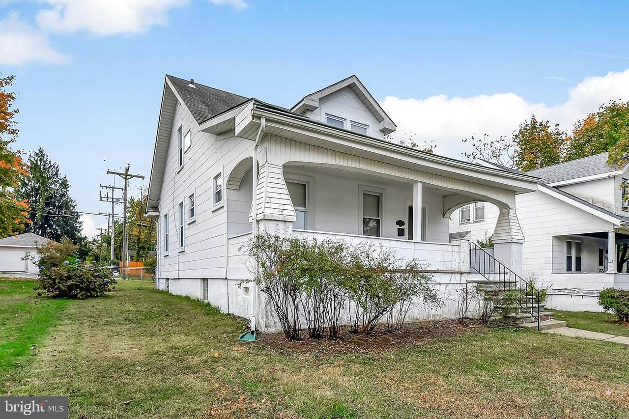 2309 Hamilton Avenue - Photo 1