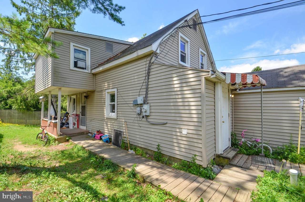 1636 Sterner Lane - Photo 1