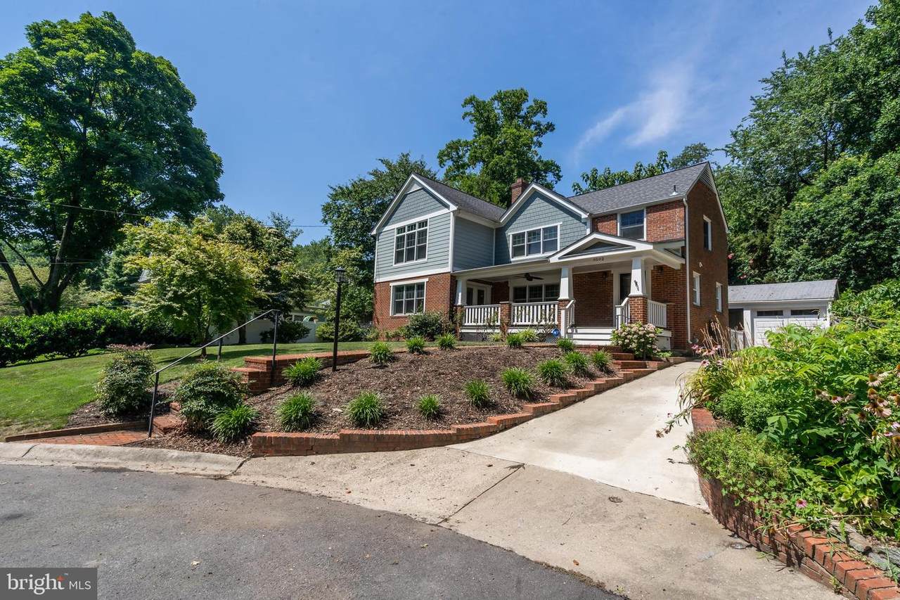 9502 Black Oak Court - Photo 1
