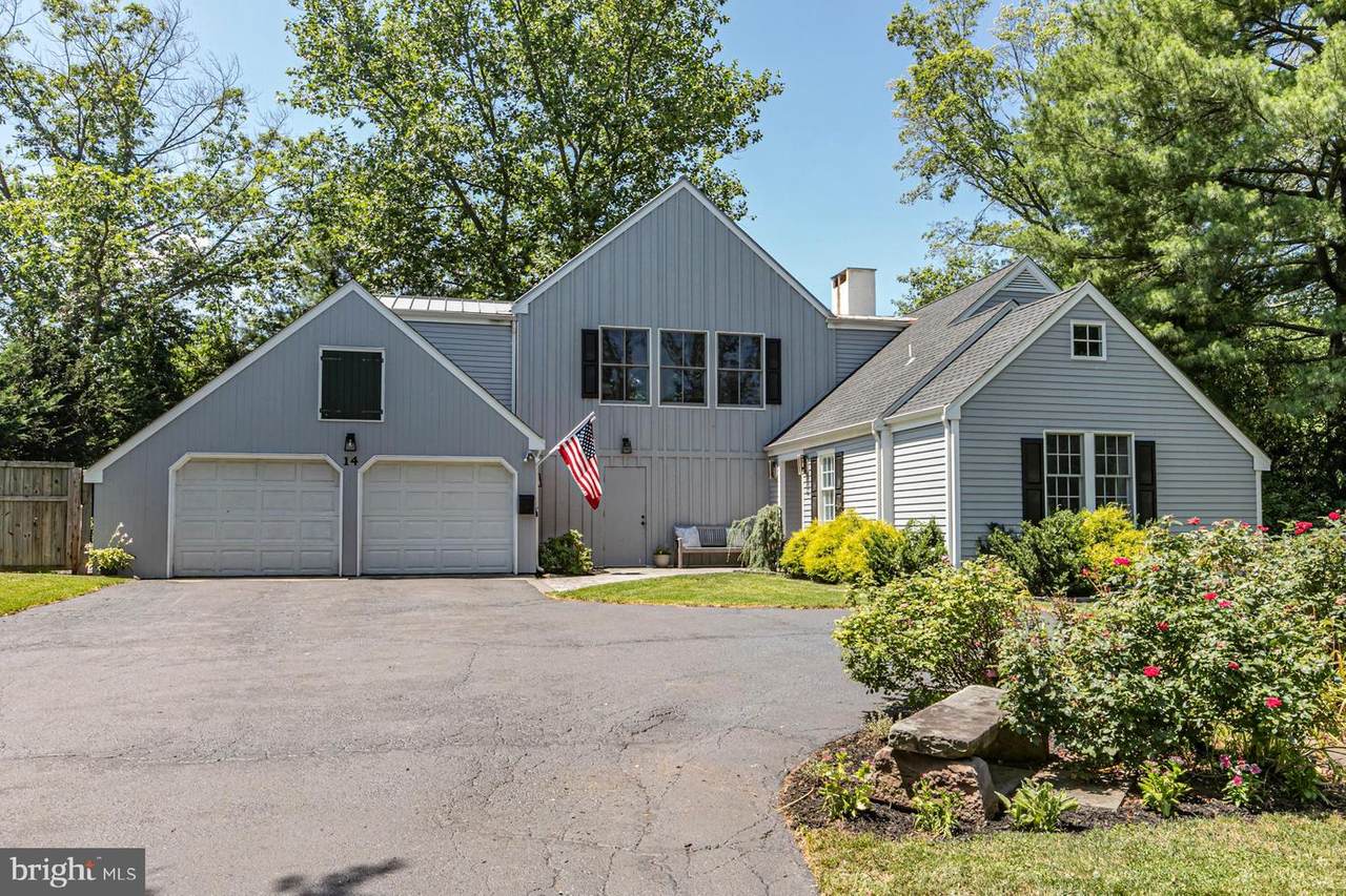 14 Riverside Drive - Photo 1
