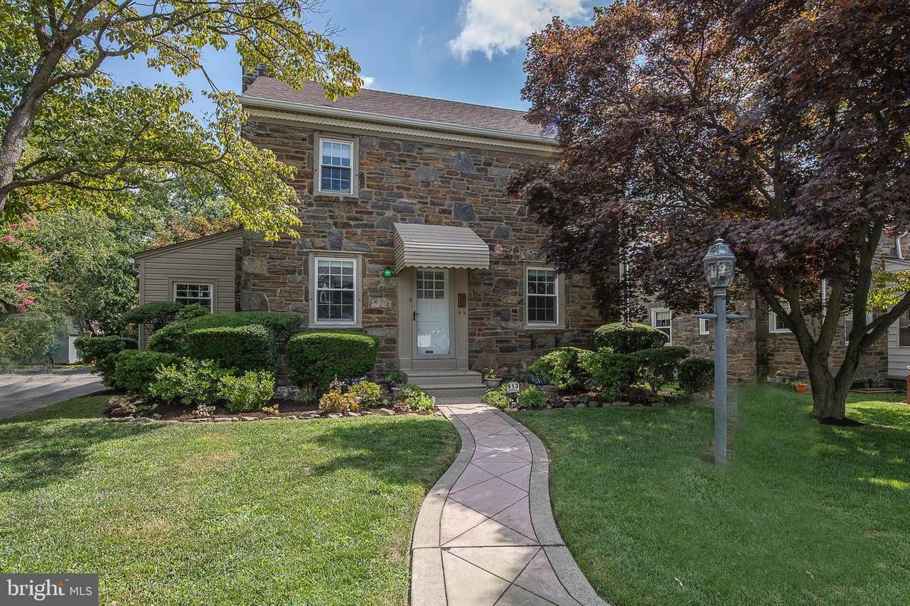 913 Roberts Avenue - Photo 1