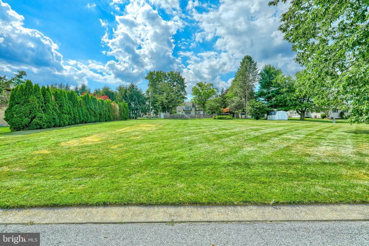 2310 Sutton Road - Photo 1