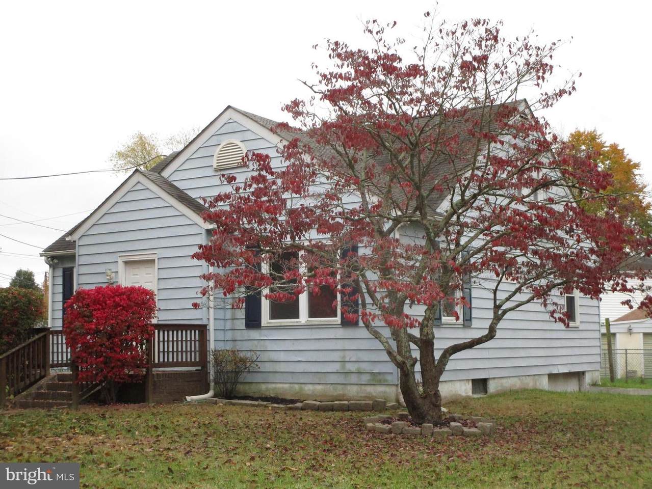 325 Hollingsworth Street - Photo 1